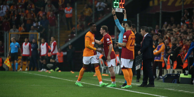 Umarım bu sezon iki kupayı da kazanırız