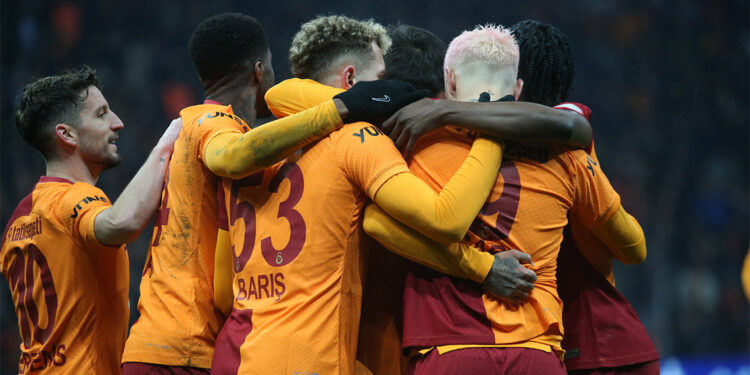 Galatasaray Hatayspor ile karşı karşıya gelecek