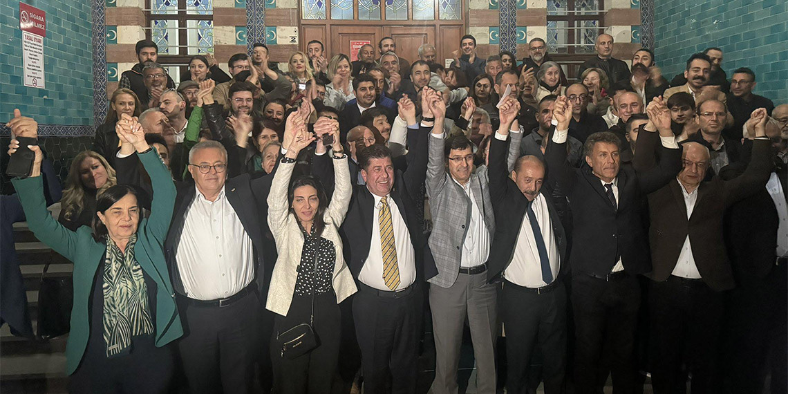 Kütahya'da MHP'nin itirazı üzerine geçersiz oylar yeniden sayıldı. CHP'li Eyüp Kahveci’nin 602 oy farkıyla kazandığı ilçede fark 571’e düştü ancak sonuç değişmedi.