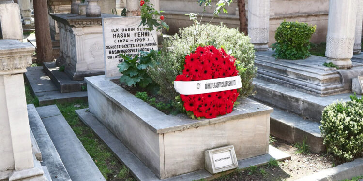 Gazeteciler Cemiyeti üyeleri öldürülen gazetecileri andı