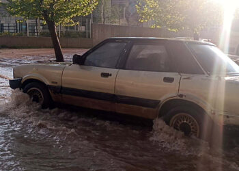 Gaziantep'te sağanak; yollar suyla doldu