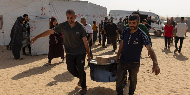 Gazze'de 7 yardım çalışanı hayatını kaybetti