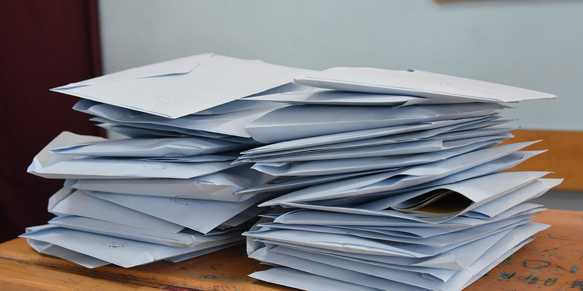 Geçersiz oy pusulaları kayboldu; yeniden seçim yapılacak