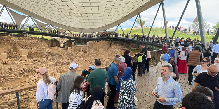 Göbeklitepe'de bayram yoğunluğu