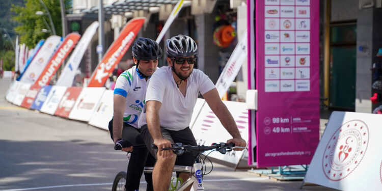 Görme engelli sporcular AKRA Gran Fondo’da pedal basacak