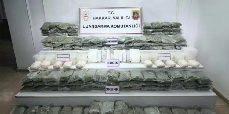 Hakkari'de 361 kilo uyuşturucu ele geçirildi