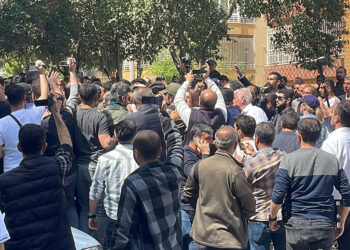 Hilvan'da seçimin yenilenmesi kararı sonrası gerginlik