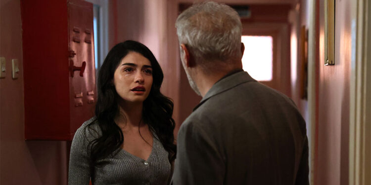 İnci Taneleri'nde Piraye ve Dilber ilk kez karşı karşıya geldi