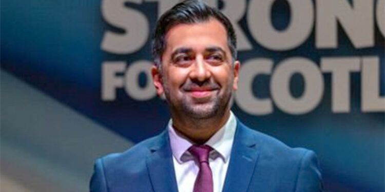 İskoçya'nın Birinci Bakanı Hamza Yusuf istifa etti