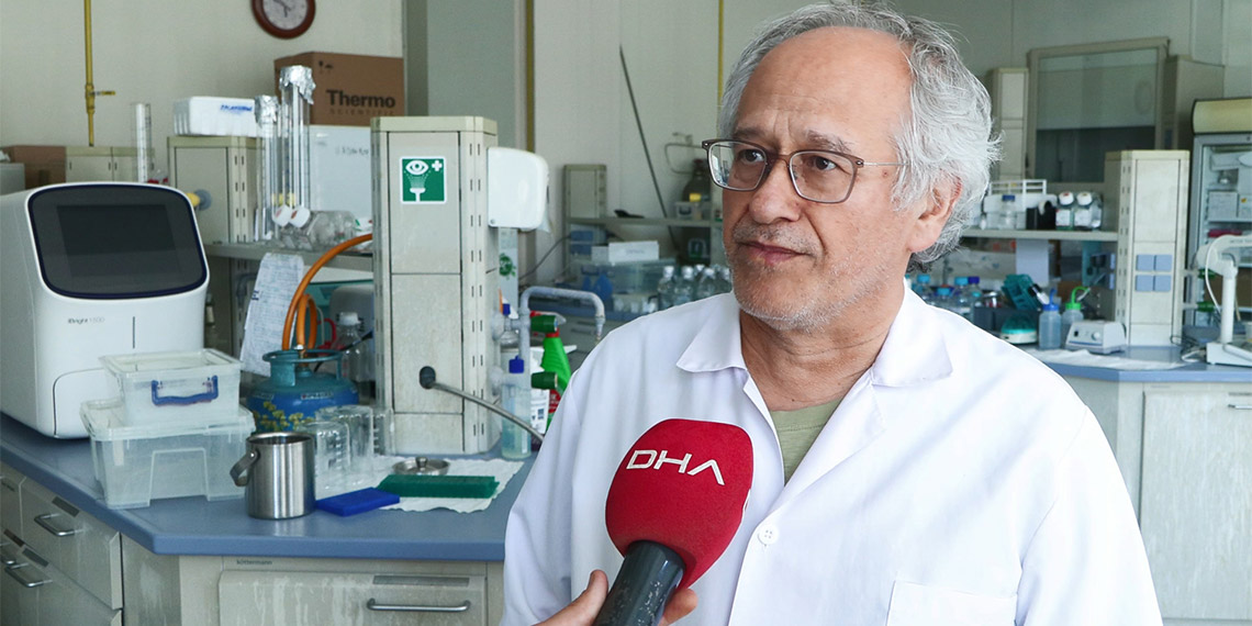 ABD Hastalık Kontrol ve Korunma Merkezleri, Teksas'taki bir mandıra çalışanında ve bazı ineklerde kuş gribi virüsü görülmesi üzerine bilgilendirme metni yayınladı.