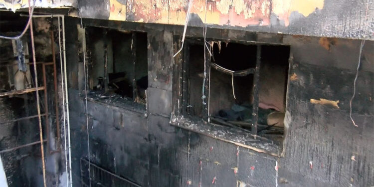 Gece kulübü yangınında hasar gören binanın içi görüntülendi