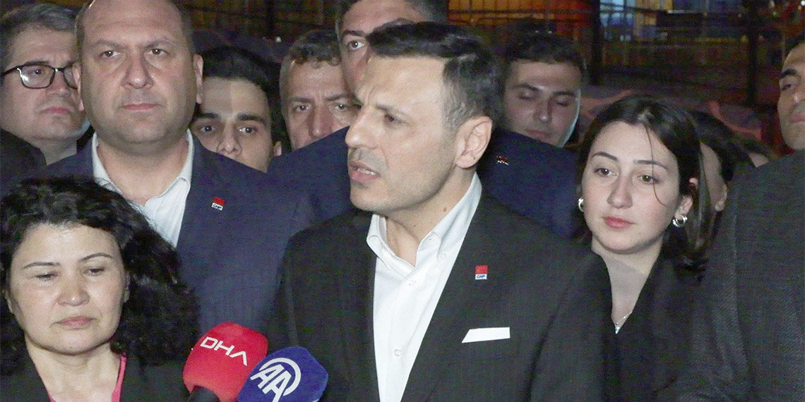 CHP İstanbul İl Başkanı Özgür Çelik, "İstanbul'da 26 ilçe kazandık ve hepsini sandıkta kazandık. Seçmen iradesinin masa başında değiştirilmesine izin vermeyiz" dedi.