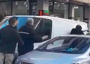 Güngören'de trafikte baltalı kavga