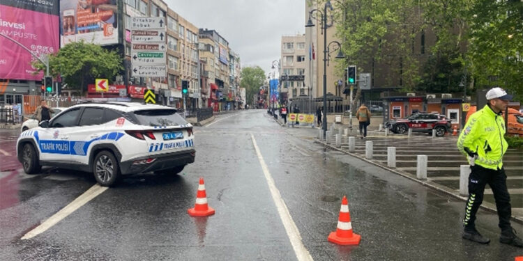 Yarı maraton nedeniyle bazı yollar trafiğe kapatıldı