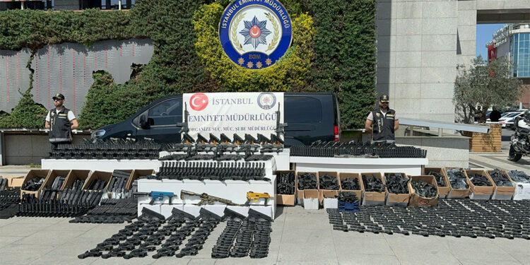 Mahzen-28 operasyonunda ele geçirilenler sergilendi