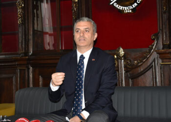 İYİ Parti'li Yomra Belediye Başkanı istifa etti