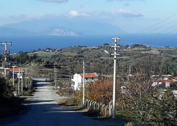 İki aday da eşit oy alınca muhtar kurayla belirlendi