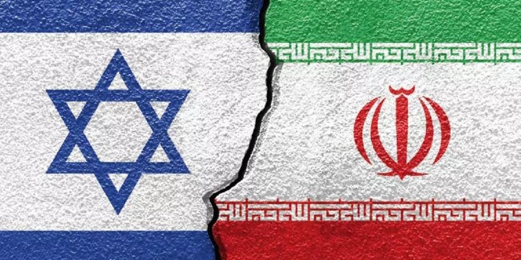 İran: çatışma i̇ran ile i̇srail arasında, abd uzak durmalıdır