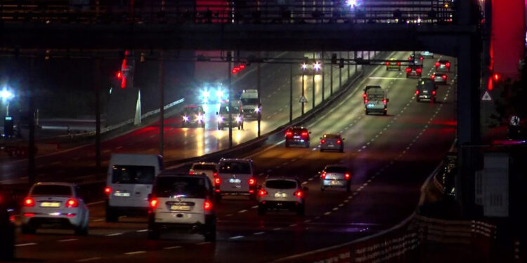 İstanbul'da 24 saat sürecek bazı trafik tedbirleri uygulanacak