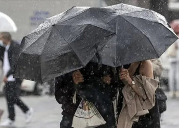 İstanbul'da sıcaklıklar düşüyor, sağanak yağmur geliyor