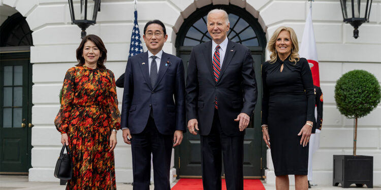 Japonya Başbakanı Fumio Kishida Beyaz Saray’da