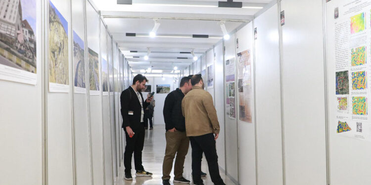 Jeoloji mühendislerinden 'Depremin Jeolojik İzleri' sergisi