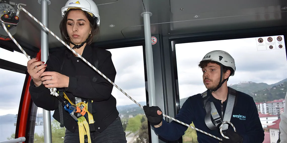 Antalya'da 1 kişinin öldüğü, 7 kişinin yaralandığı, kabinlerde mahsur kalan 174 kişinin operasyonla tahliye edildiği kaza sonrası karadeniz'in en uzun teleferiğinde denetimler sıklaştırıldı.