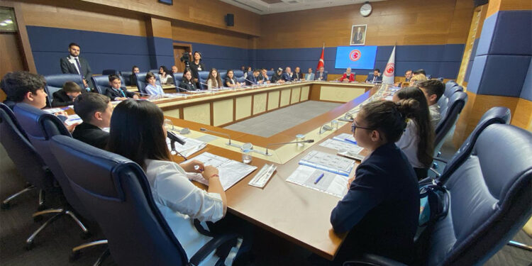 Coğrafyamızda çocuk ölümleri; ırkçılık ve katliam görüyoruz