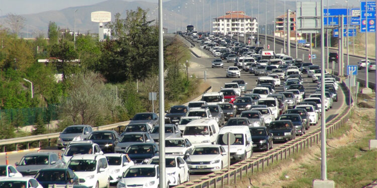 Kırıkkale'den 1 milyon 335 bin araç geçiş yaptı