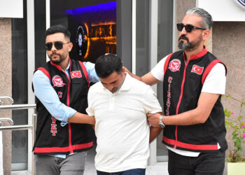 Kırmızı bülten ile aranan cinayet zanlısı Sırbistan'da yakalandı