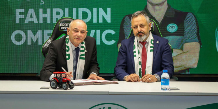 Konyaspor'da Fahrudin Omerovic ile yollar ayrılıyor