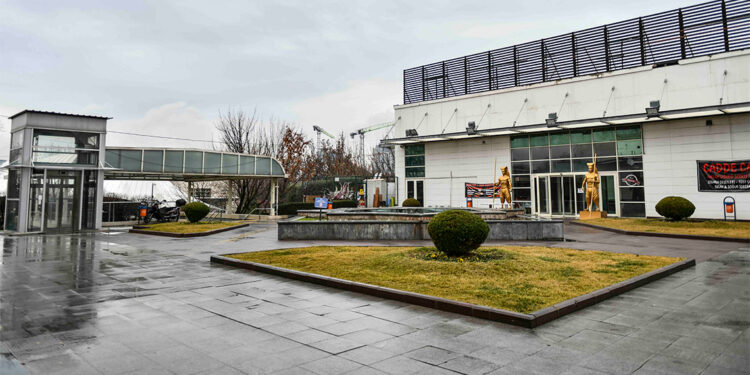 Genç Akademi Ulus için düğmeye basıldı