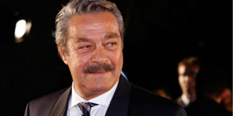 Kadir İnanır yoğun bakımdan çıkarıldı