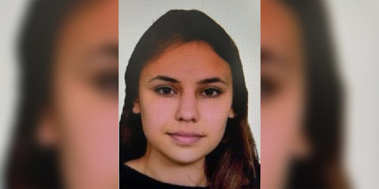 Kamyonet çarpan bisikletteki Zeliha, hayatını kaybetti