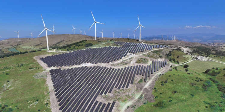 Karadeniz'in güneş ve rüzgarında ciddi enerji potansiyeli