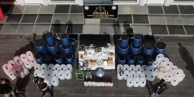 Kocaeli merkezli 3 ilde 'Narkoçelik-11' operasyonu