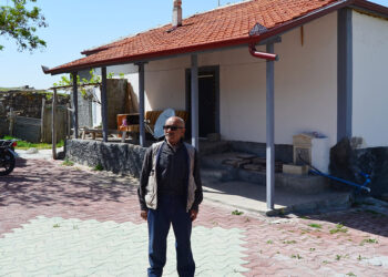 Köyde tek başına