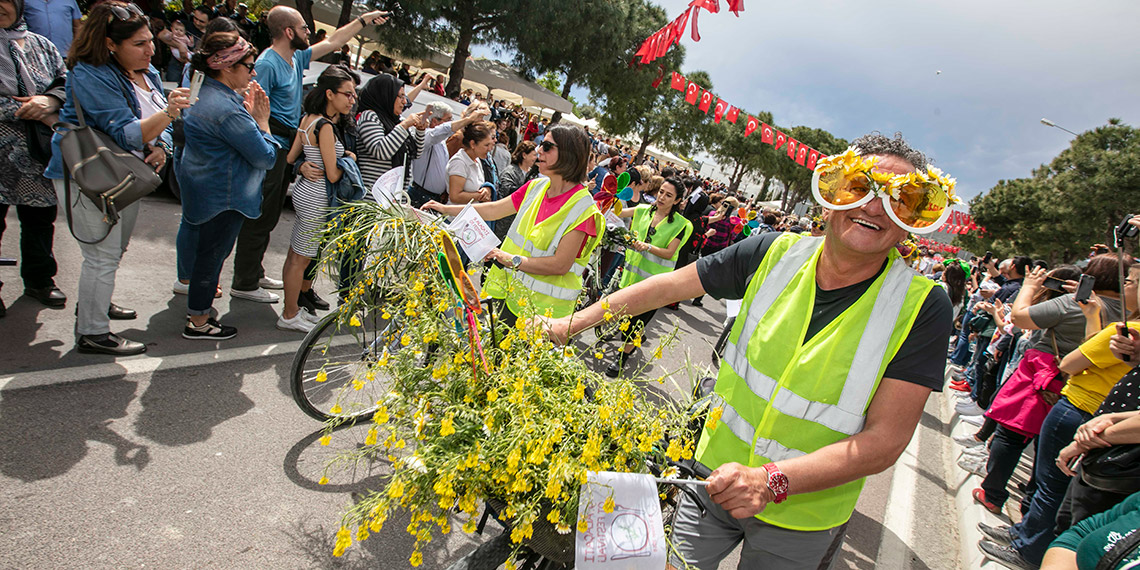Lal Denizli, 13. Alaçatı Ot Festivali’nin lansmanını yaptı