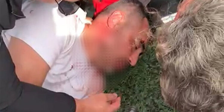 Kavgada dili boğazına kaçan antrenöre müdahale