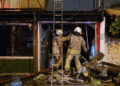 Maltepe'de restoranda başlayan yangın otomobile sıçradı