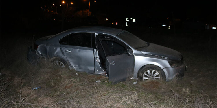 Nevşehir'de çarpışan iki otomobilden biri tarlaya devrildi; 1 ölü