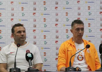 Muslera ve Buruk Süper Kupa'nın medya toplantısında konuştu