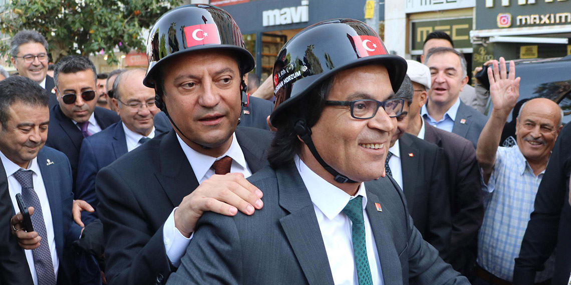 Özgür Özel: Beni seven arkamdan gelsin