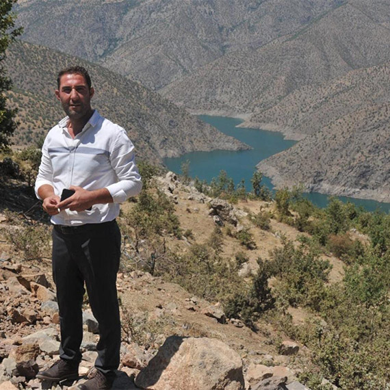 Pervari'deki silahlı kavgada yaralanan DEVA Partisi başkan adayının kardeşi öldü