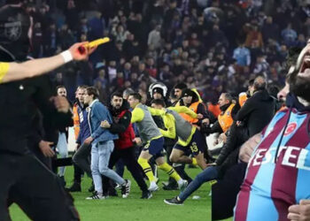 PFDK'dan Trabzonspor ve Fenerbahçe'ye para cezası