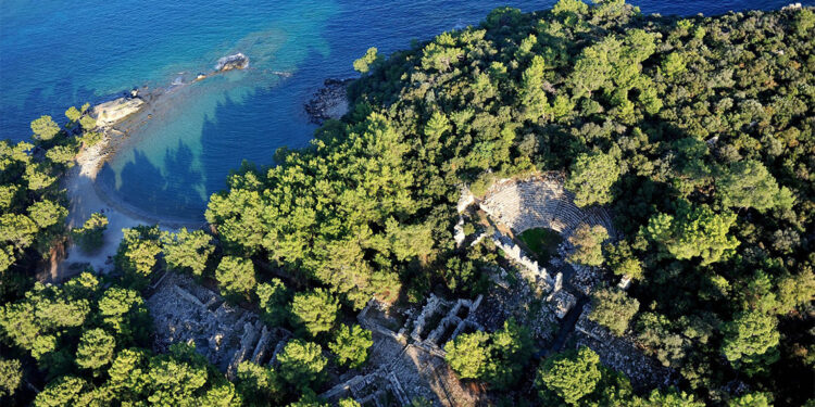 Phaselis'teki halk plajları için verilen proje izni ve ihalesi iptal edildi