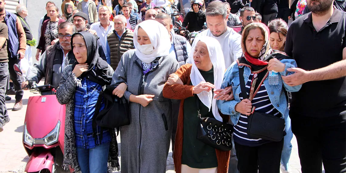 Sarıyer'de öldürülen taksici son yolculuğuna uğurlandı