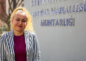 20 yıllık muhtara karşı kazanıp ilk kadın muhtar oldu