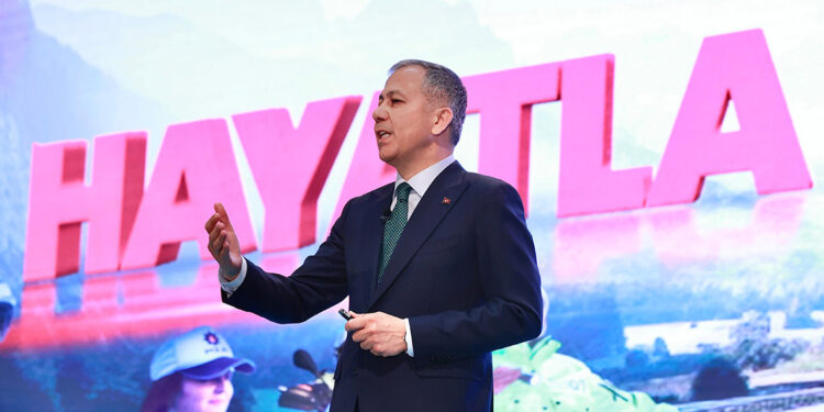 Selektörle radar uyarısı yapan sürücülere yapılan işlemleri kaldırdık