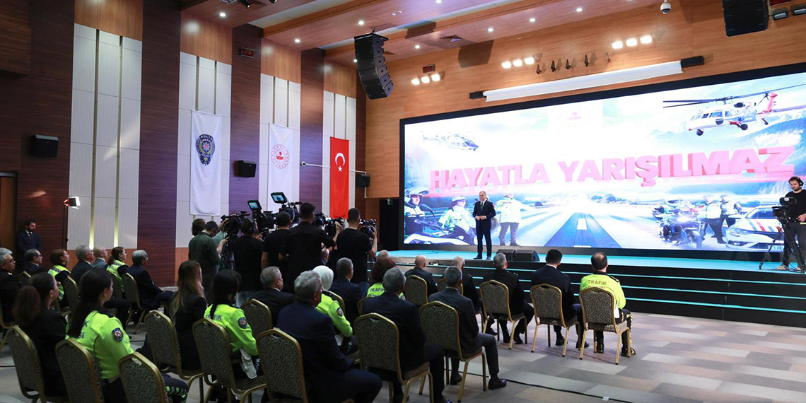 Selektörle radar uyarısı yapan sürücülerin cezaları kaldırıldı